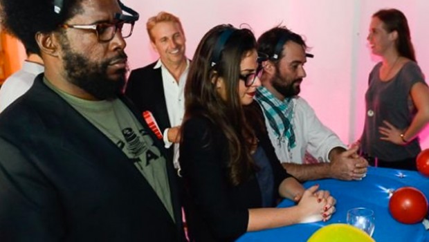 Firestarters beloont beste emotie-goochelaar tijdens IDFA-event Emotional Arcade